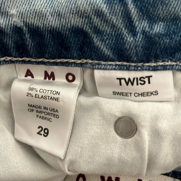 AMO Twist Sweet Cheeks Jeans - Picture 6 of 7